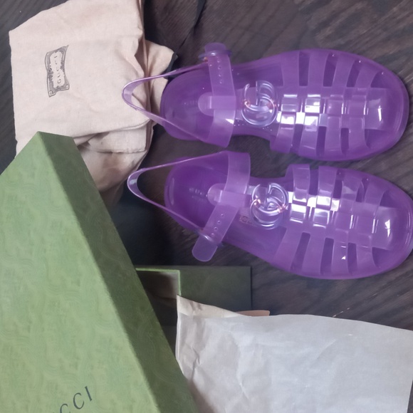 Gucci Rubber Sandals - Picture 2 of 5